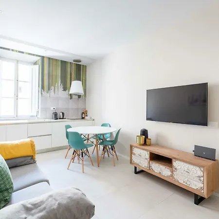 Suityrhome Rionemonti54 Roma